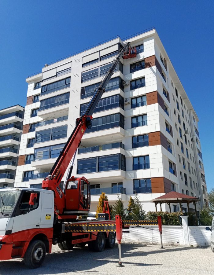 Uşak ve çevresinde 7 gün 24 saat kesintisiz hizmet vererek müşterilerimizin her zaman yanında olmayı hedefliyoruz.