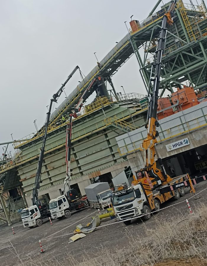 Uşak ve çevresinde 7 gün 24 saat kesintisiz hizmet vererek müşterilerimizin her zaman yanında olmayı hedefliyoruz.